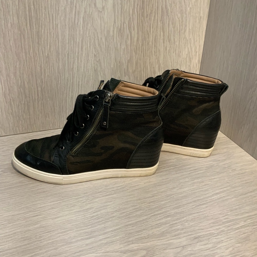 Linea Paolo boots